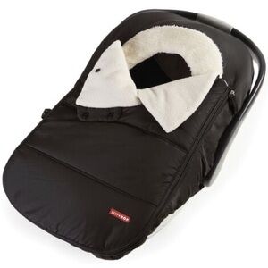 Skip Hop Black Car Seat Cover with Cream Fleece